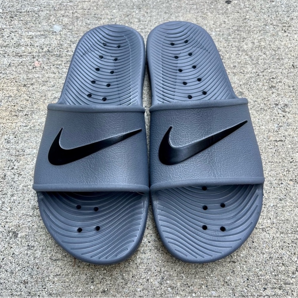 NIKE KAWA SHOWER SANDALS SWOOSH BLK GRY WATER CHARCOAL FLIP FLOP